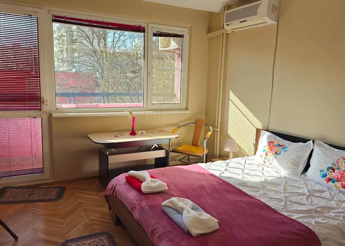 Fully Equipped Bright Close To Transport