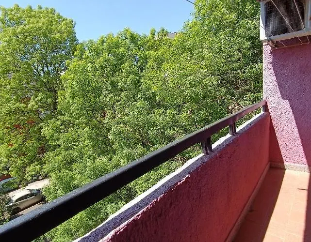 アパート Fully Equipped Bright Close To Transport *