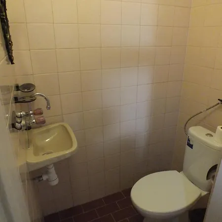 Apartament Fully Equipped Bright Close To Transport